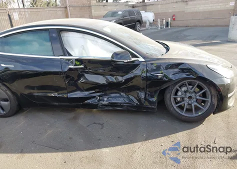 2019 Tesla Model 3 Long Range/Mid Range/Standard Range/Standard Range Plus z USA, uszkodzony, nr VIN 5YJ3E1EA2KF409966